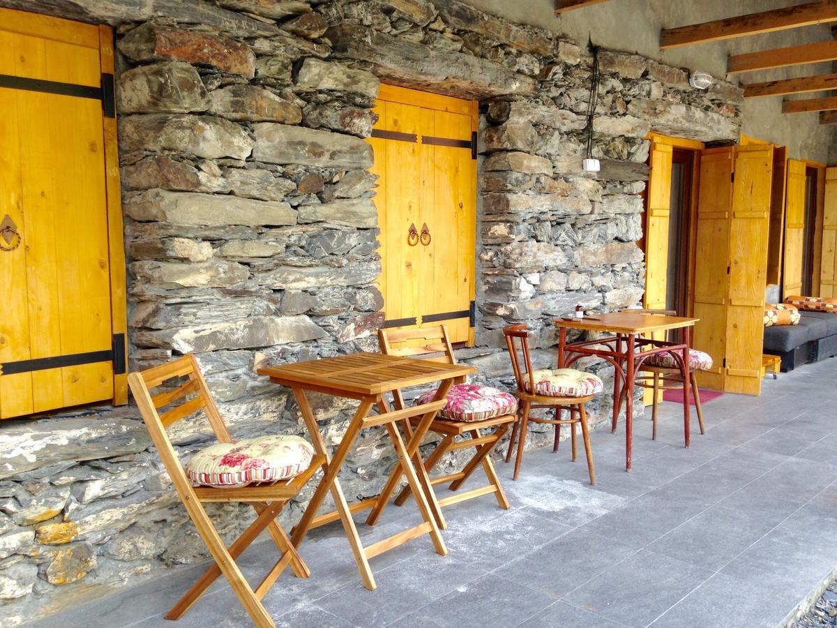 Hotel Sno House In Kazbeg Exterior foto