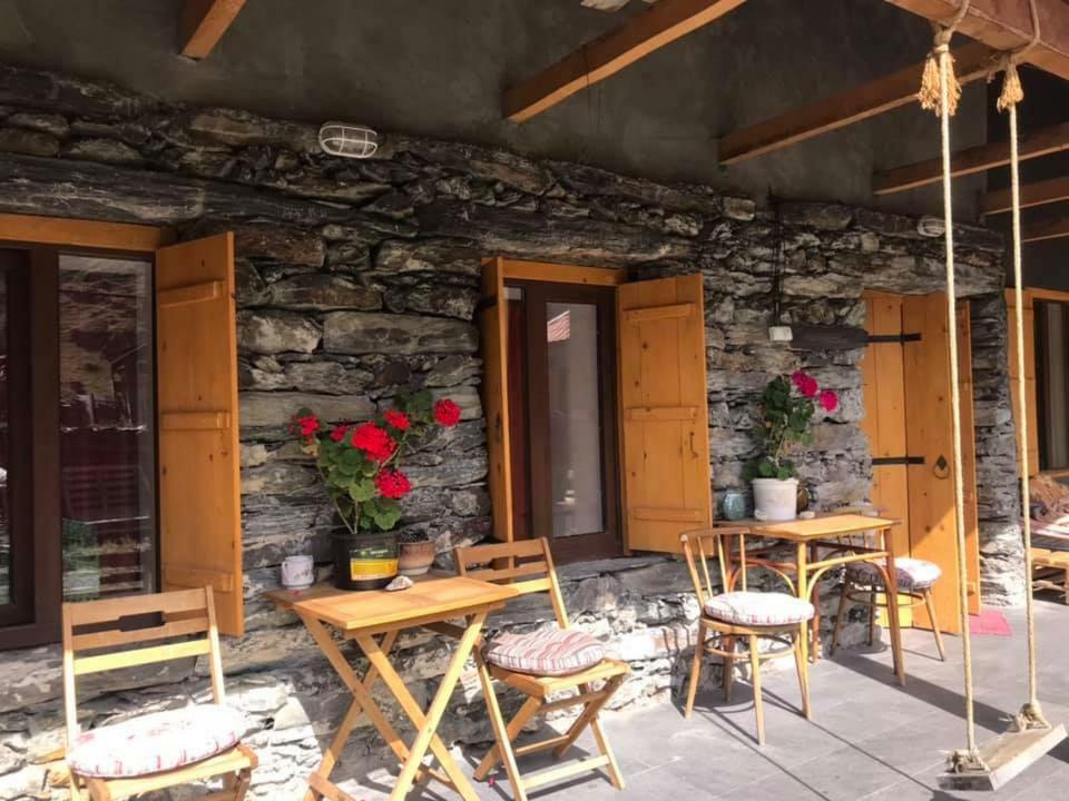 Hotel Sno House In Kazbeg Exterior foto